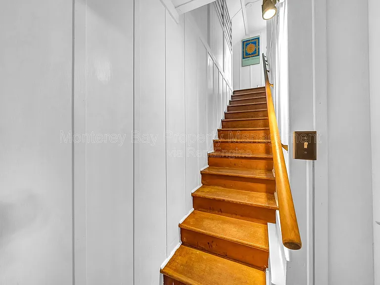 862 Short St — Photo 22