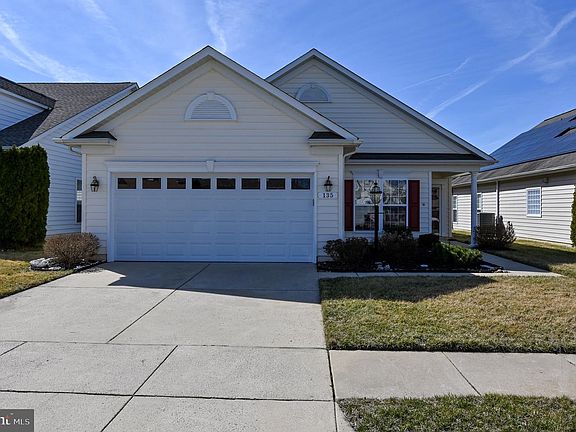3rd image of 135 Harmony Way