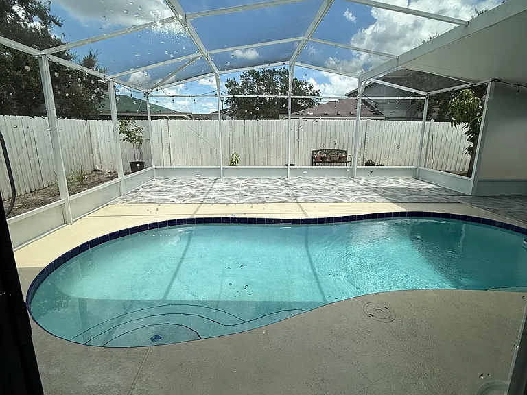 13305 Greenpointe Dr — Photo 11