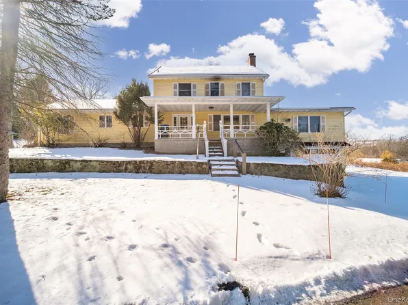 16 Jmd Dr, Monroe, NY 10950