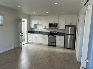 628 Geneva Ave, Huntington Beach, CA 92648