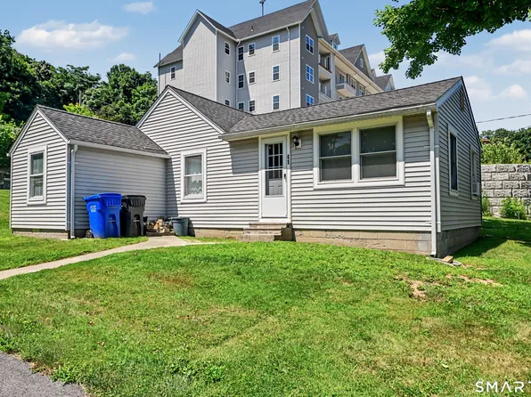 41 Poplar Street, New Milford, CT 06776
