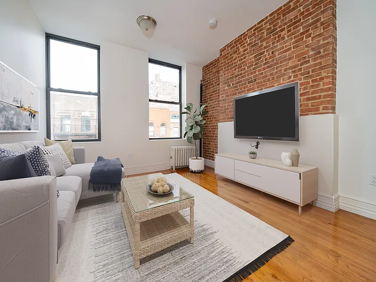 10 W 103rd St #5A — Photo 1