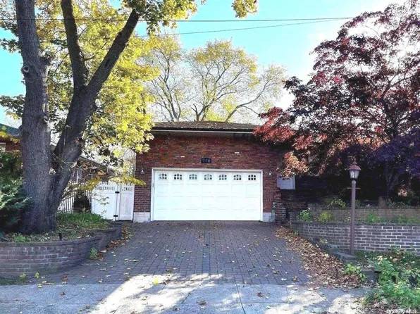 770 Allwyn Street, Baldwin Harbor, NY 11510