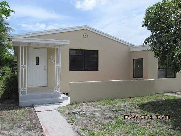 1st image of 400 NW 129th St