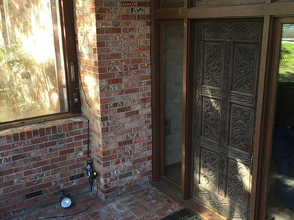 Entry way