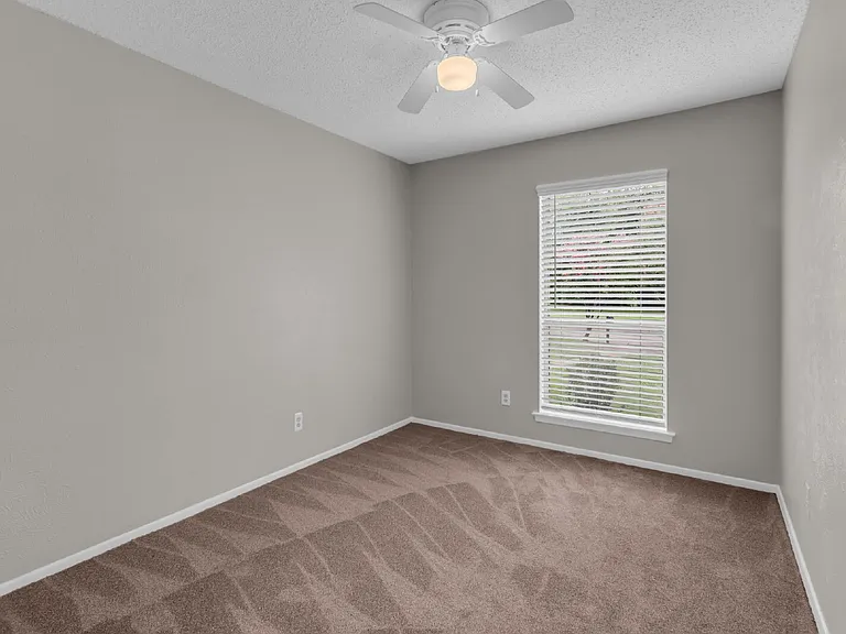 1906 Arvada Dr — Photo 27