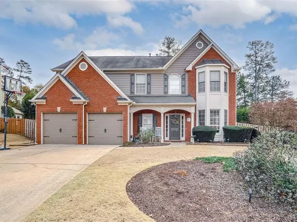 6242 Mountain Ridge Cir, Sugar Hill, GA 30518