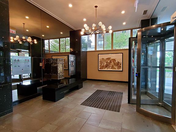 2nd image of 1000 N Lake Shore Dr APT 905