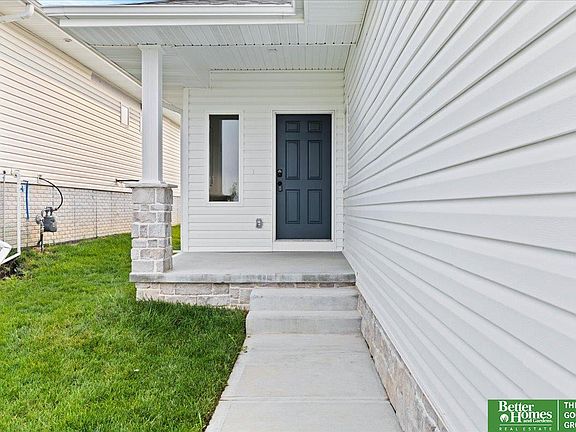 5th image of 8122 S 177th St