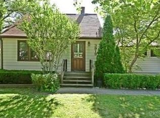 3919 Earlston Rd, Downers Grove, IL 60515