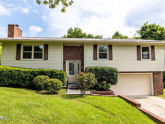 4th image of 1808 Bobwhite Dr