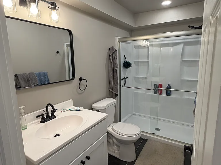 99 Peacedale Dr #1 — Photo 3