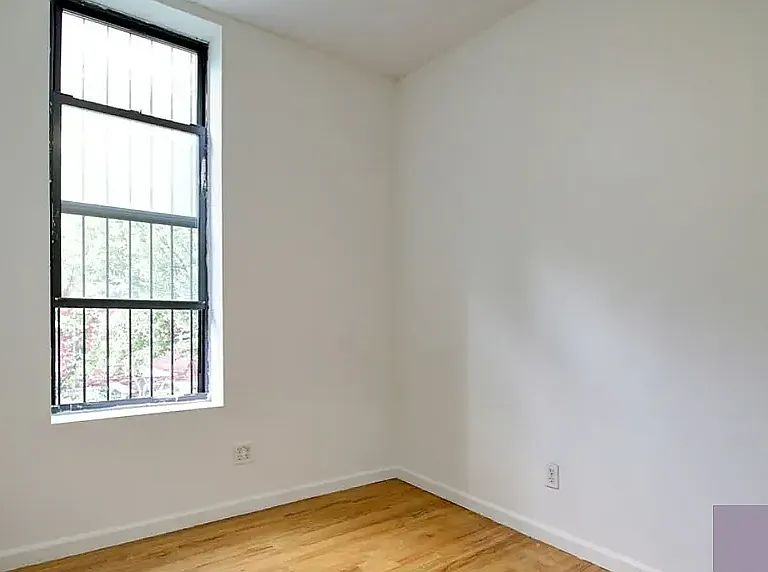 36 Cooper St #3B — Photo 4