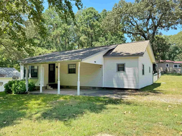 5612 Maple St, Bauxite, AR 72011