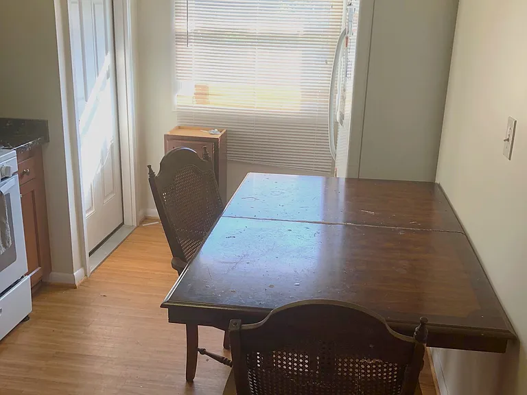 9083 Meadow Heights Rd — Photo 8