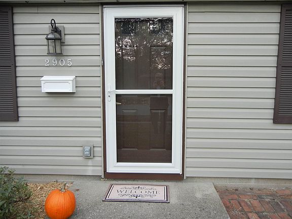 3rd image of 2905 Algonquin Dr