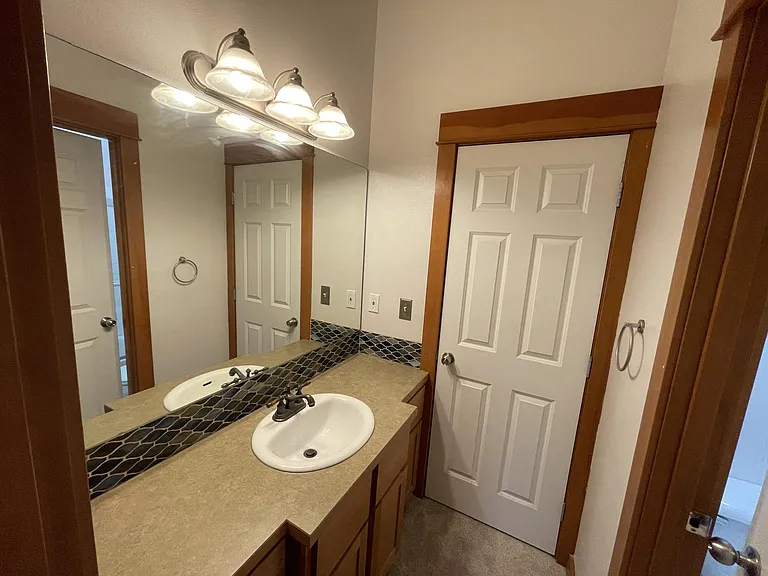 Upstairs Bathroom