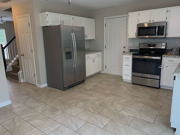 3rd image of 1003 Bikar Ct