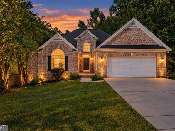 10017 Harmon Springs Dr, Villa Rica, GA 30180