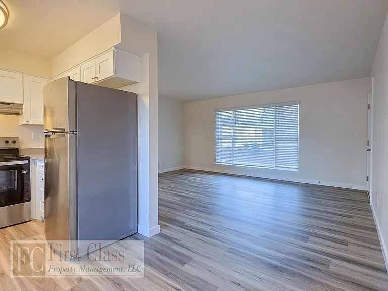 Westview Terrace — Photo 44