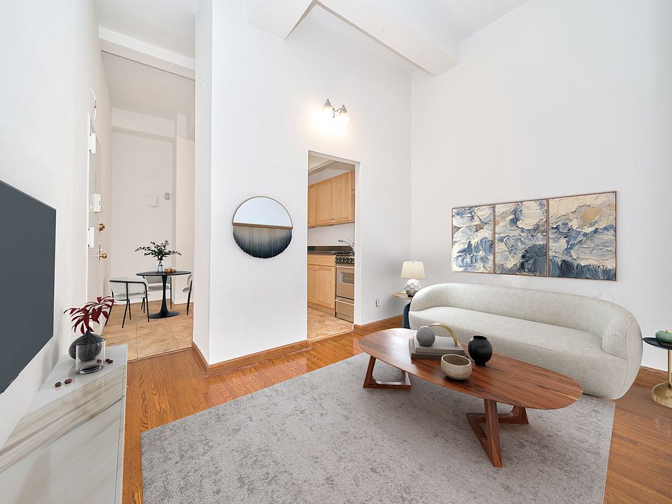 1st image of 31 E 31st St APT 8D