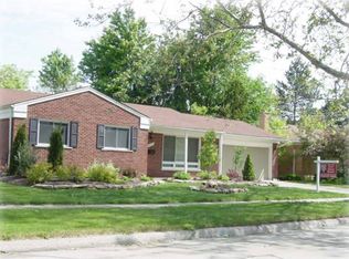 29226 Barkley St, Livonia, MI 48154