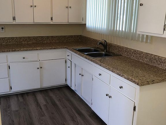 3rd image of 7956 San Marino Dr