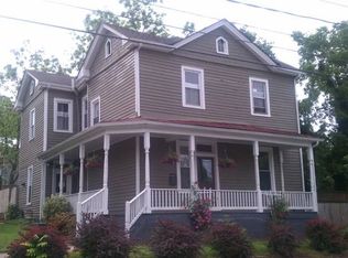 302 5th St SW, Charlottesville, VA 22903