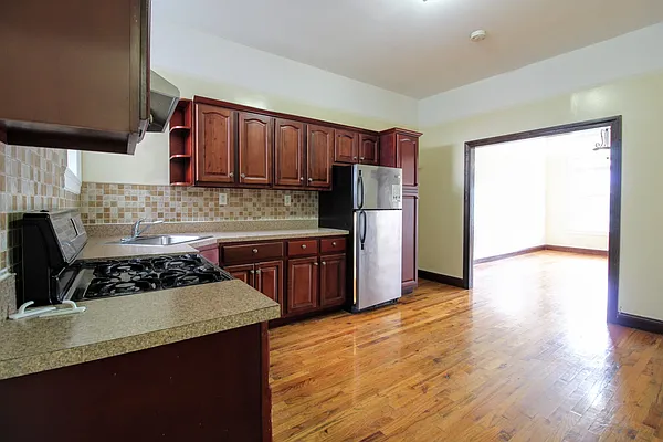 Rented by Compass | media 20