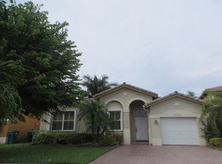 15381 SW 12th Ter, Miami, FL 33194