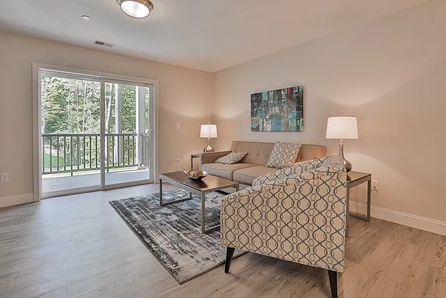 Residences at Colcord Pond — Photo 14