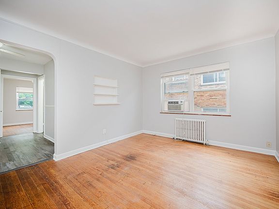 3rd image of 5828 Ridge Ave #6