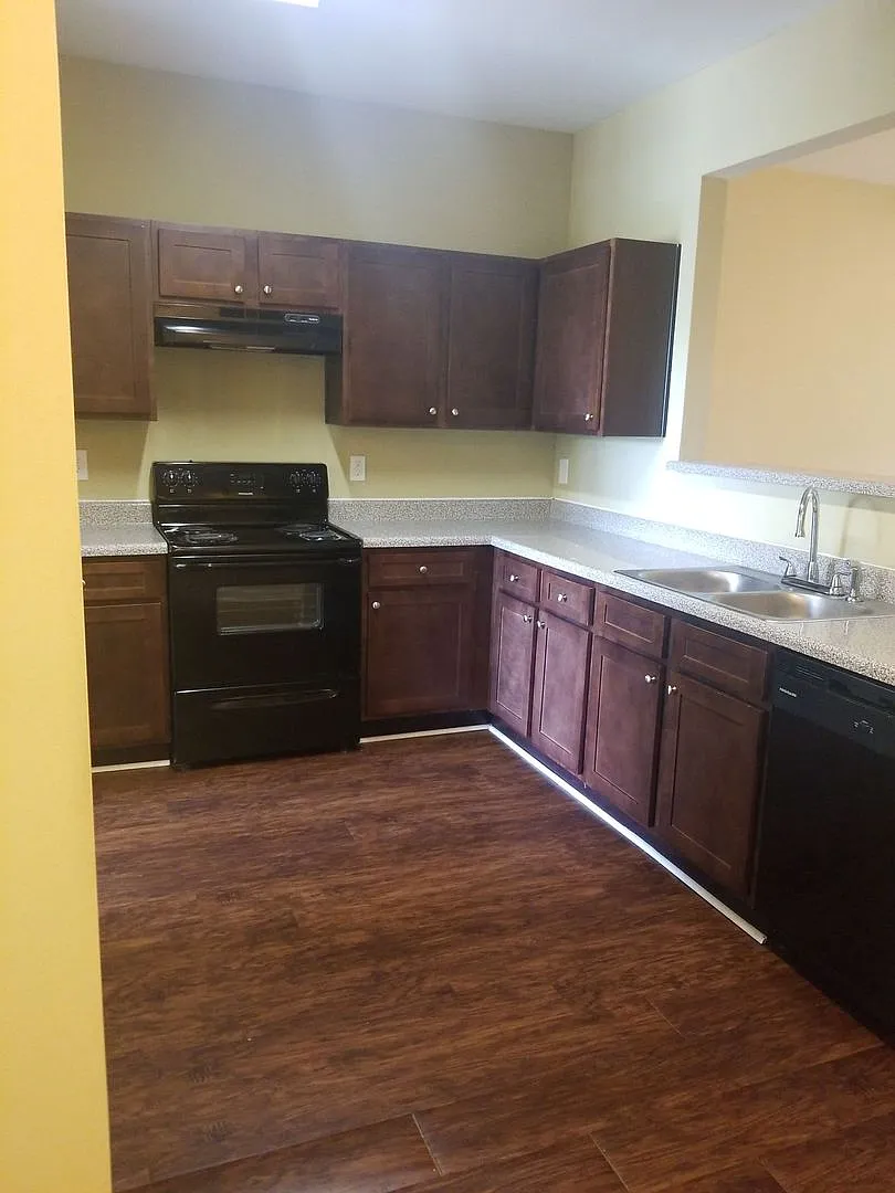 Single Family 3 Bedroom Townhome in Stonecrest! — Photo 3