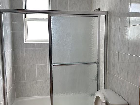 5th image of 1458 71st St Floor 2