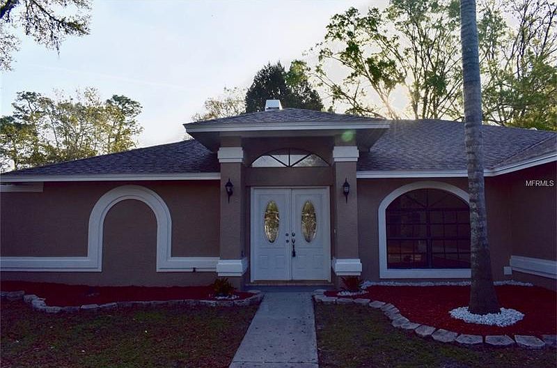 1st image of 23552 Pine Lake St