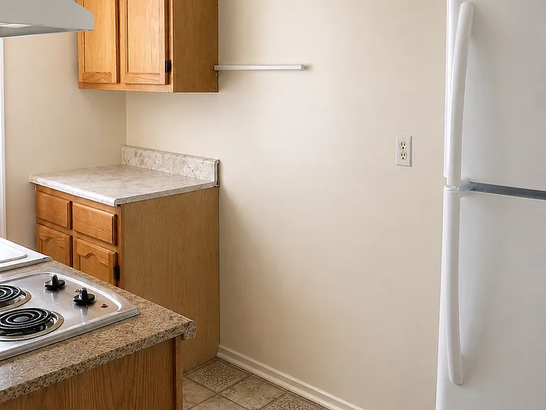 1626 Barry Ave — Photo 11