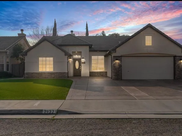 2137 W Nancy Ave, Porterville, CA 93257