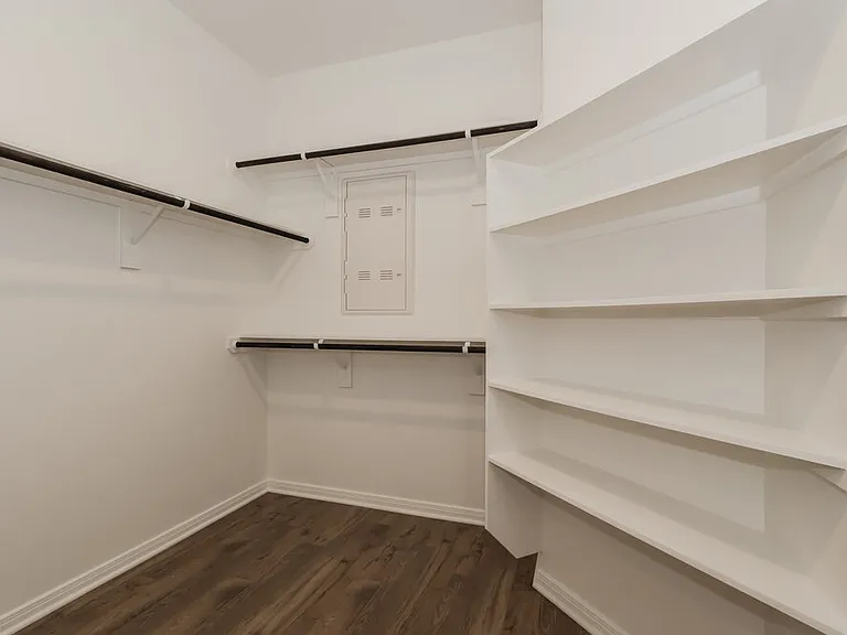 15667 Plum Brook Dr — Photo 14