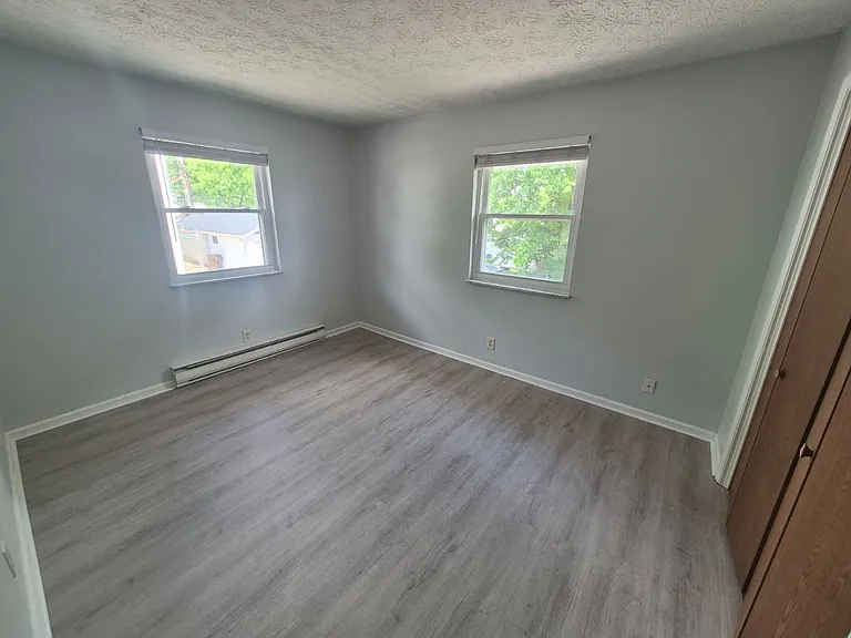 8340 E Main St — Photo 12