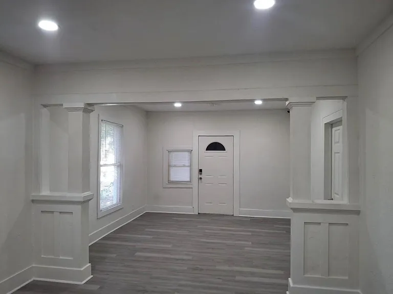 1009 Thomas Blvd — Photo 3