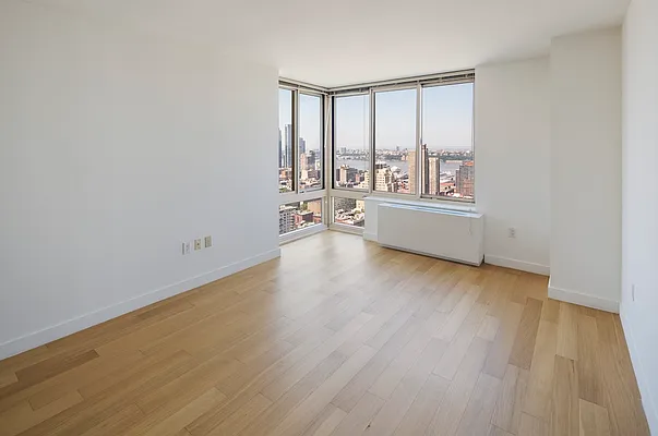 Rented by The Moinian Group | media 2