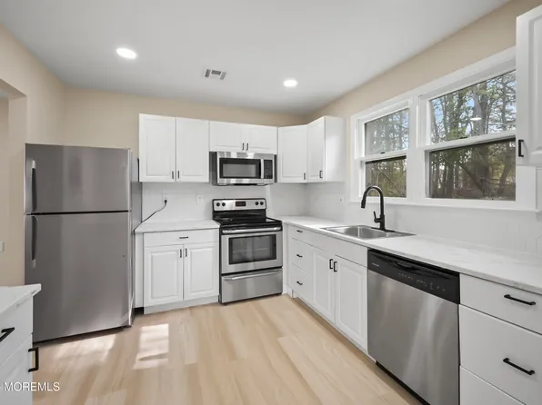 10 Falmouth Avenue #72, Whiting, NJ 08759