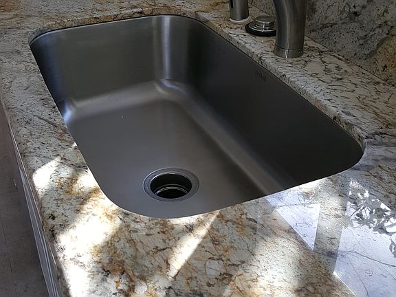 4th image of 4175 Faust Ave