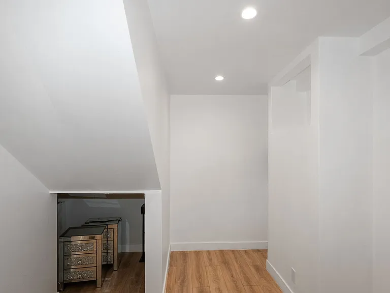 5035 Escobedo Dr #1 — Photo 31