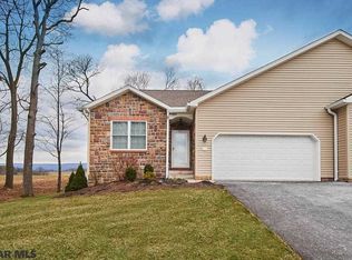 218 Rosewood Cv, Bellefonte, PA 16823
