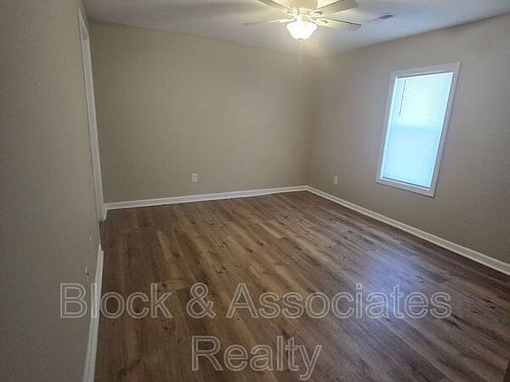4th image of 601 Huger St