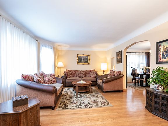 2nd image of 3020 N Nordica Ave