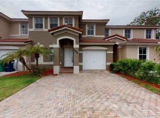 16572 SW 47th Ter, Miami, FL 33185