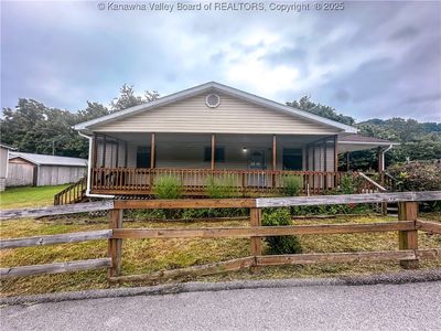 6 Farley St, Chapmanville, WV, 25508